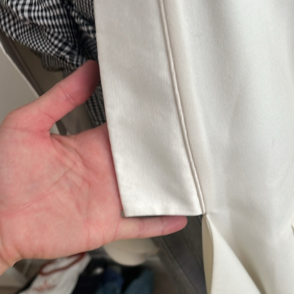 BCBG cropped tuxedo blazer - Picture 5 of 10
